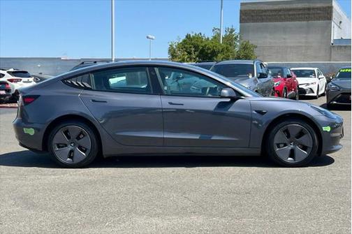 2023 Tesla Model 3 Standard Range