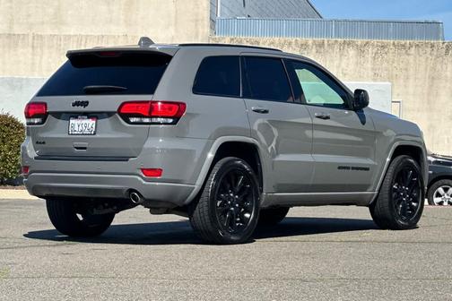2019 Jeep Grand Cherokee Altitude