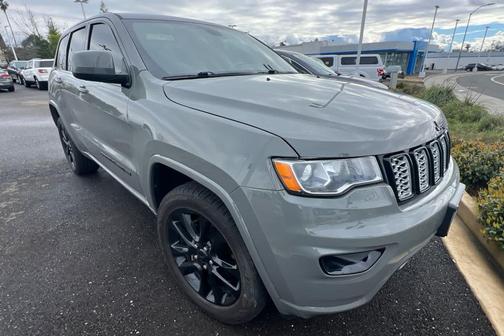 2019 Jeep Grand Cherokee Altitude