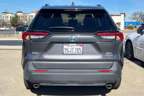 2023 Toyota RAV4 Hybrid XLE