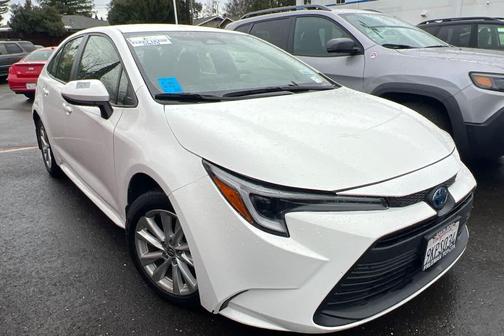 2024 Toyota Corolla Hybrid LE