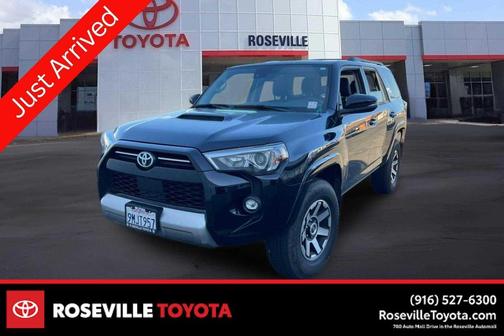 Midnight Black Metallic 2024 Toyota 4Runner TRD Off Road Premium
