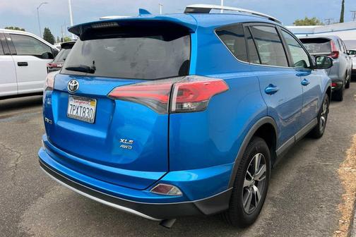 2016 Toyota RAV4 XLE