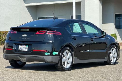 Black 2015 Chevrolet Volt Base