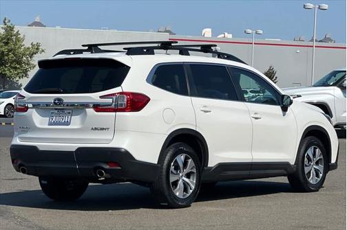 2023 Subaru Ascent Premium 7-Passenger