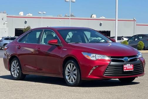 Ruby Flare Pearl 2016 Toyota Camry Hybrid XLE