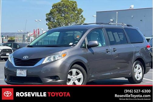 2012 Toyota Sienna LE