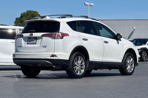 2017 Toyota RAV4 Limited