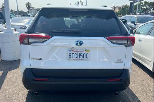 2020 Toyota RAV4 Hybrid LE