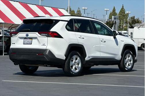 2020 Toyota RAV4 Hybrid LE