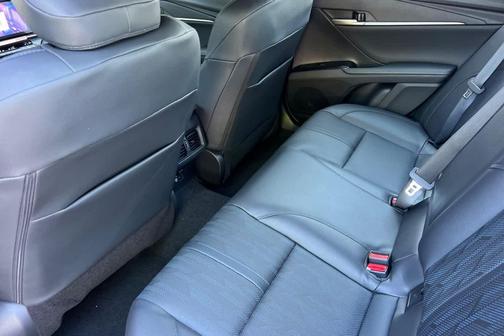 Supersonic Red w/Midnight Black Metallic Roof 2026 Toyota Camry XSE