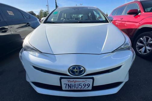 Blizzard Pearl 2016 Toyota Prius Four