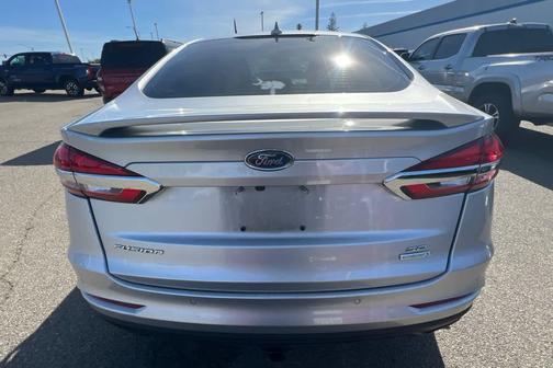 Ingot Silver Metallic 2019 Ford Fusion SE
