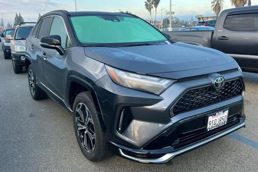 2025 Toyota RAV4 Hybrid SE