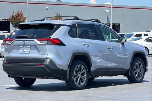 2024 Toyota RAV4 Hybrid XLE Premium
