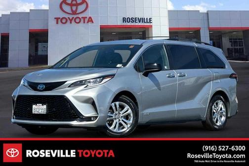 2021 Toyota Sienna XSE 7 Passenger