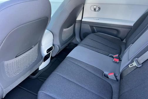 2023 Hyundai IONIQ 5 SE