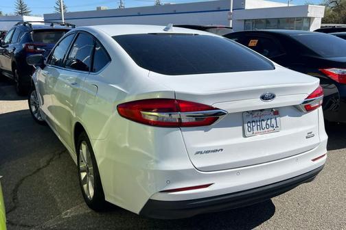 2020 Ford Fusion Hybrid SE