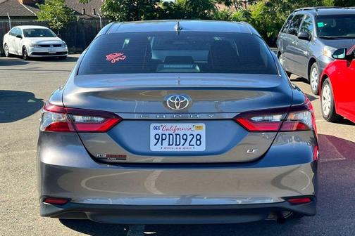 2022 Toyota Camry LE