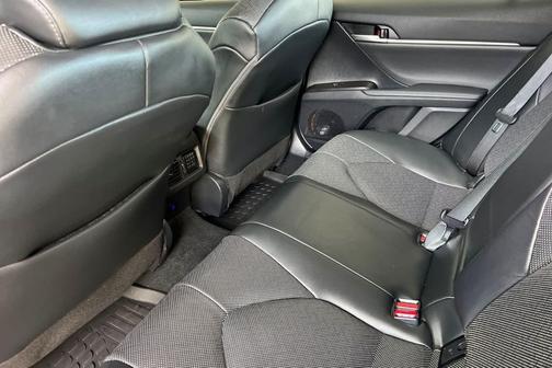 2024 Toyota Camry Hybrid XLE