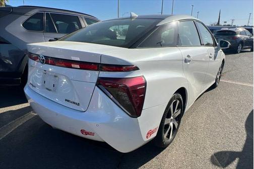 2018 Toyota Mirai Base