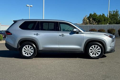 Celestial Silver Metallic 2025 Toyota Grand Highlander XLE