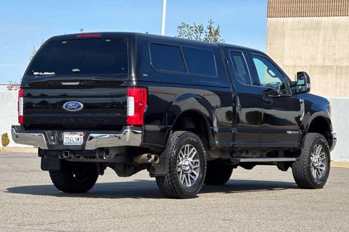 2017 Ford F-350 Lariat