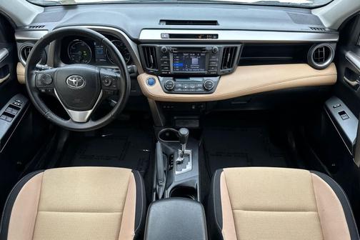 2018 Toyota RAV4 Hybrid XLE