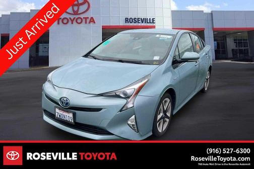 2016 Toyota Prius Three Touring