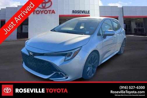 Classic Silver Metallic 2023 Toyota Corolla XSE