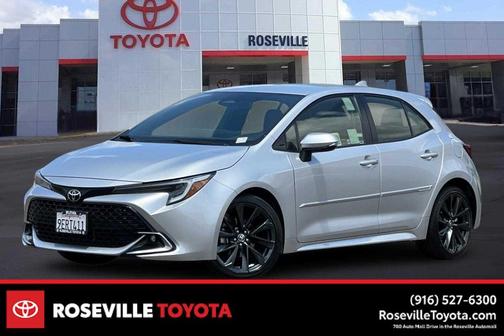 Classic Silver Metallic 2023 Toyota Corolla XSE