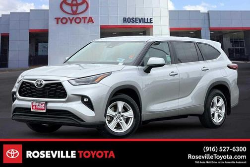 2024 Toyota Highlander LE
