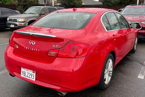 2012 INFINITI G37 Journey