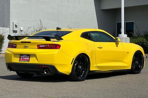 2017 Chevrolet Camaro 1LT