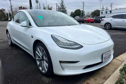 2018 Tesla Model 3 Long Range