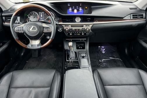 2016 Lexus ES 350 Base