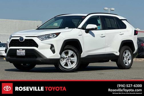2021 Toyota RAV4 Hybrid XLE