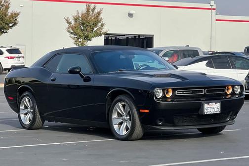 2018 Dodge Challenger SXT