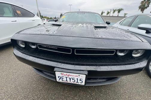 2018 Dodge Challenger SXT