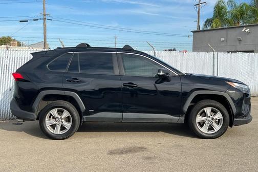 Midnight Black Metallic 2022 Toyota RAV4 Hybrid XLE