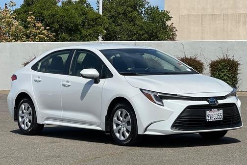 Wind Chill Pearl 2025 Toyota Corolla Hybrid LE