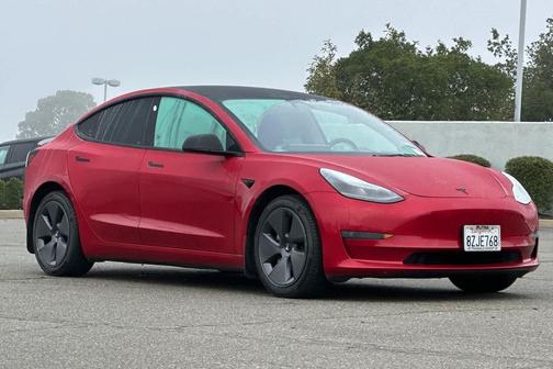 2022 Tesla Model 3 Standard Range