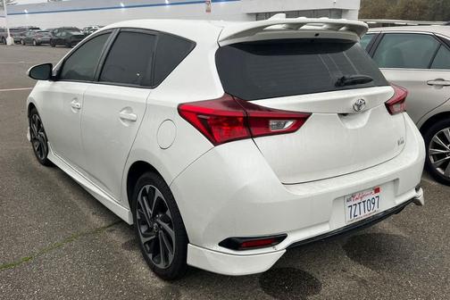 2017 Toyota Corolla iM Base