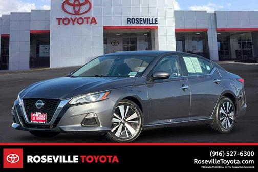 2022 Nissan Altima 2.5 SV