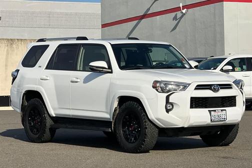 2022 Toyota 4Runner SR5 Premium