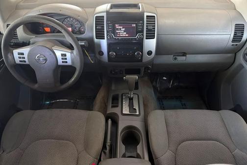 Gun Metallic 2018 Nissan Frontier SV