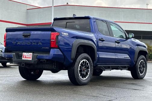 2025 Toyota Tacoma Hybrid TRD Off Road