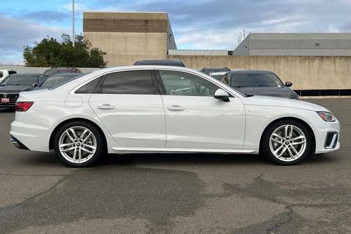 2022 Audi A4 45 S line Premium Plus