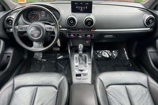 Florett Silver Metallic 2016 Audi A3 1.8T Premium