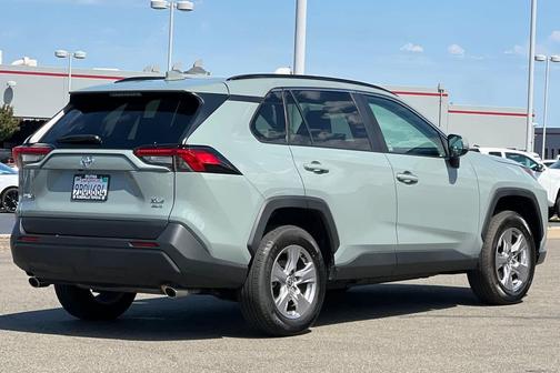 Lunar Rock 2022 Toyota RAV4 XLE